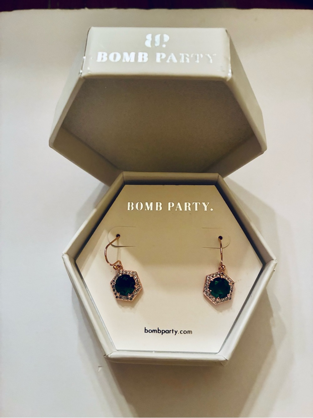 Bomb Party Rose-Gold Plating  Earrings with Emerald Green Stones
